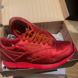Metallic red reebok used